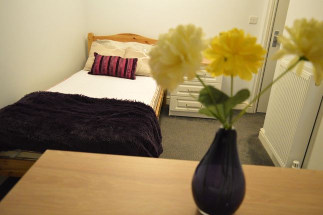 Room to rent in Palmerston Road, Peterborough