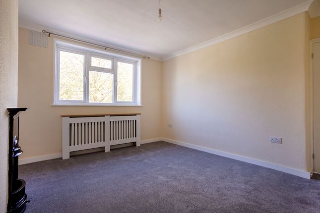 Terraced house to rent in Green Lane, Morden