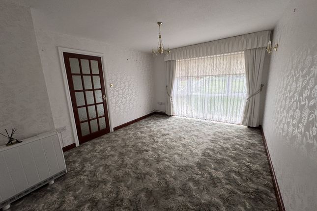 59, Mayfield Road, Southam photo 2