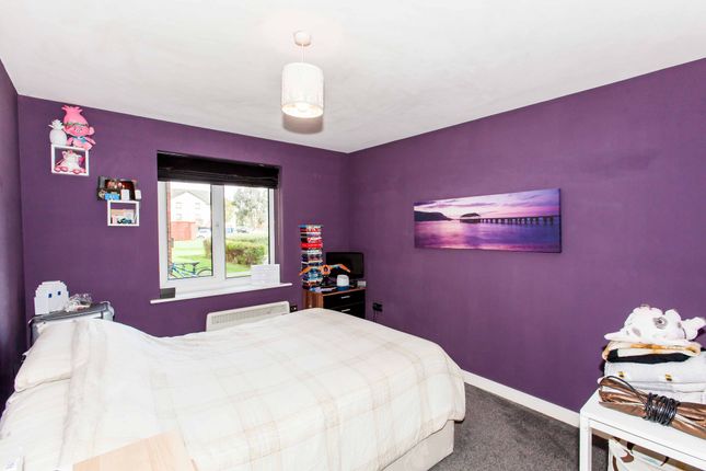 Flat for sale in Tapton Lock Hill, Varley House