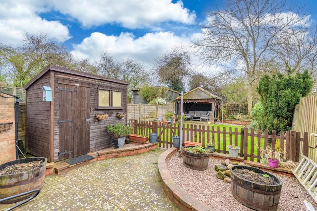 End terrace house for sale in Low Thatch, Birmingham, West Midlands