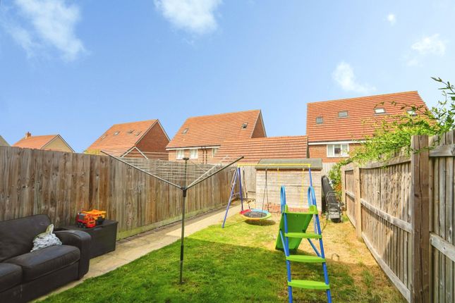 33, Speedwell Arch, Didcot photo 4
