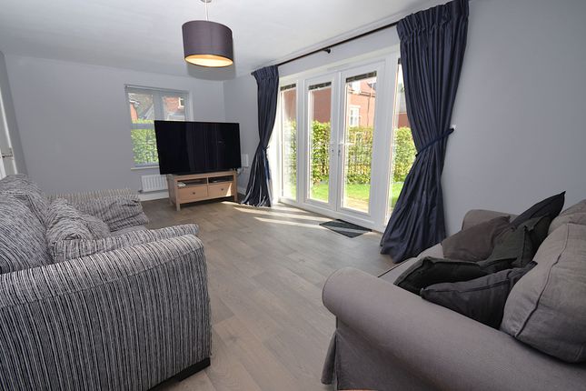 1 Fleming Drive, Macclesfield photo 4