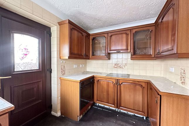 28, Chiltern Drive, Ackworth photo 4