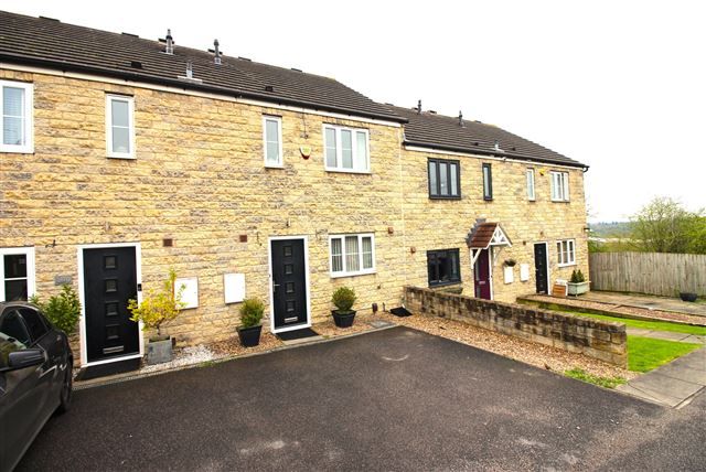 End terrace house to rent in Swallow Wood Road, Swallownest, Sheffield