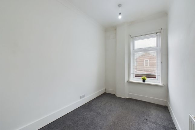 Terraced house to rent in Argyle Street, Atherton