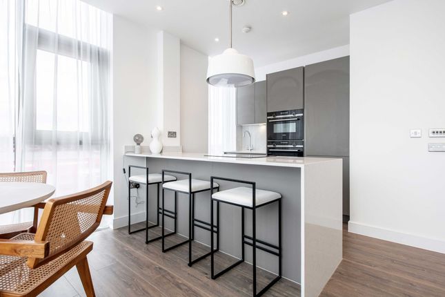 Apt 104, The Waterside Apartments Pavilion Road, Nottingham photo 2