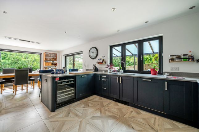 Winterbourne House,, Cedar Drive, Reading photo 4