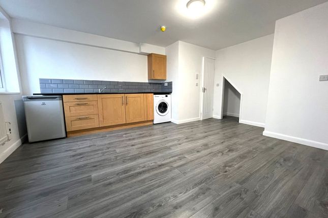 12 Holbrook Lane , FLAT 2 , Coventry, Coventry photo 2