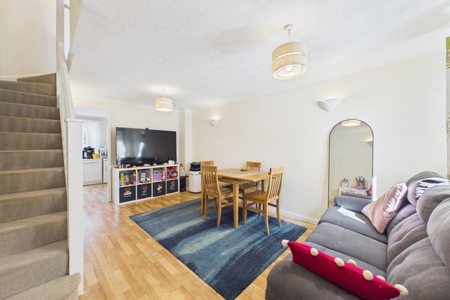 11, Thorne Close, Hemel Hempstead photo 4