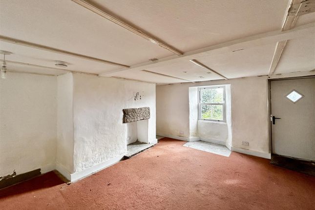9, Troon Row, Breage photo 4