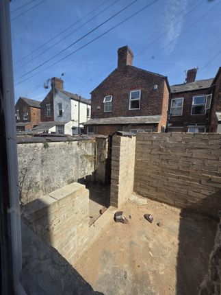 16, Lakin Street, Manchester photo 5