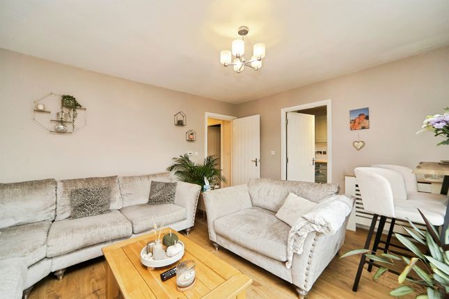 Woodbottom Close, Shipley photo 3