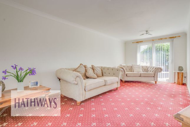 21 Ledbrooke Close, Cwmbran photo 5