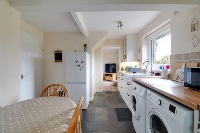 61, Midland Road, Stonehouse photo 3