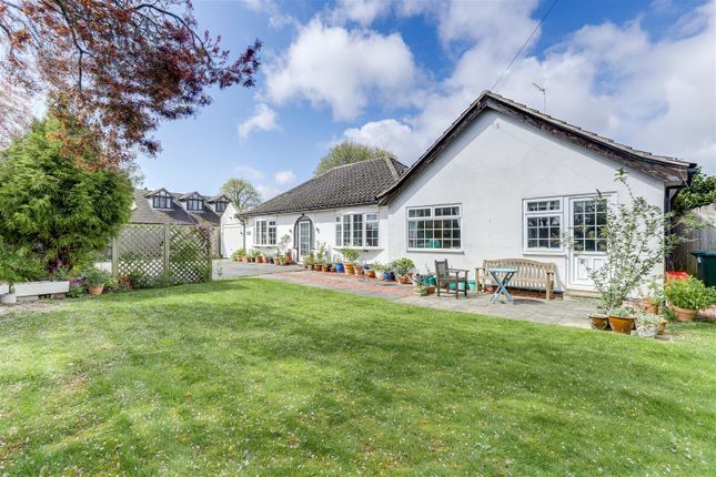 Detached bungalow for sale in Shelford Road, Radcliffe-On-Trent, Nottinghamshire
