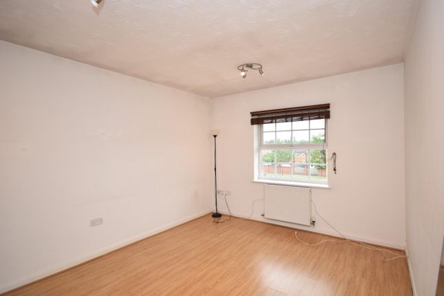 Flat 10, 12, Henry Bird Way, Northampton photo 3