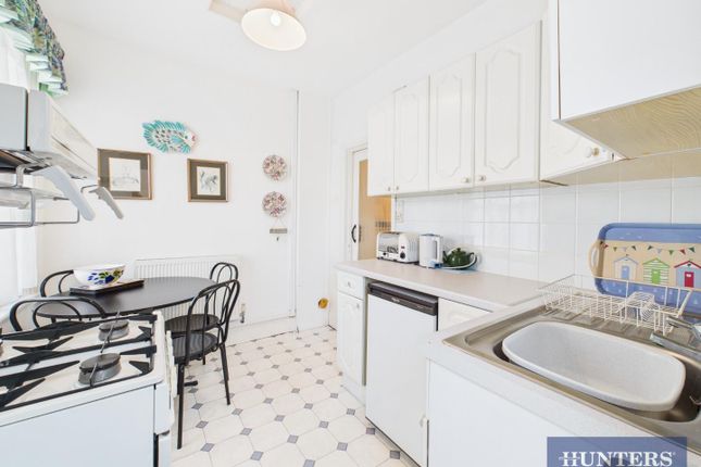 11B, Brooklands, Filey photo 3