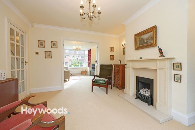 19 Doddington Place, Newcastle photo 4