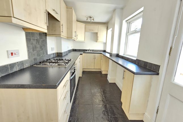 Terraced house for sale in Middle Street, Worcester, Worcestershire