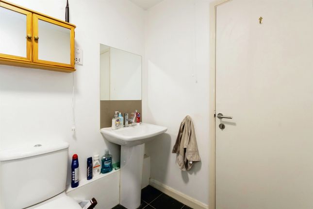 Flat for sale in Derby Street, Nottingham