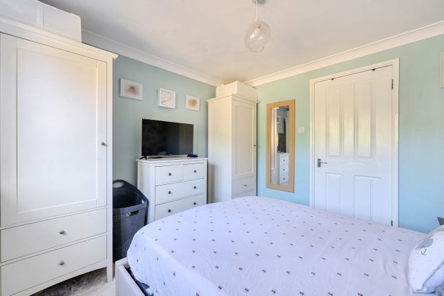 35, Hitherhooks Hill, Bracknell photo 4