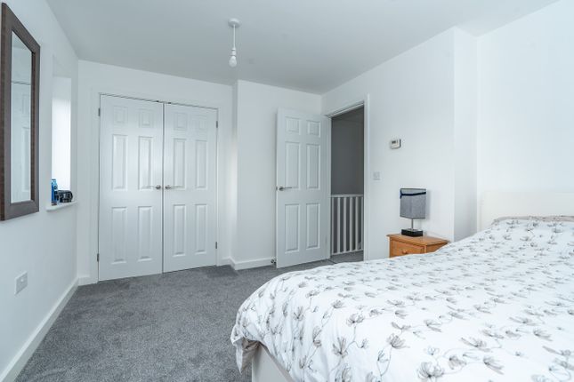 End terrace house for sale in Dunlin Close, Boston