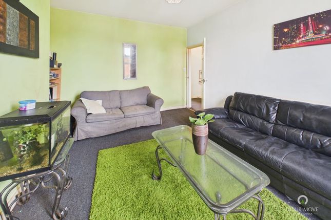 118 High Street East, Wallsend photo 3