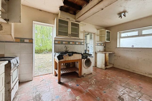 16, White City, Berkshire photo 2