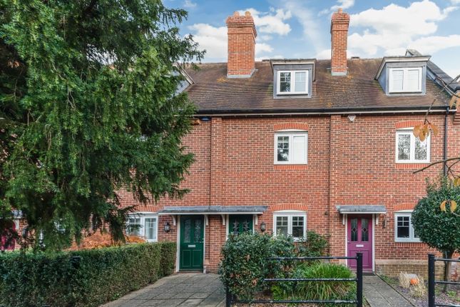 Thumbnail Town house to rent in Coopers Lane, Abingdon