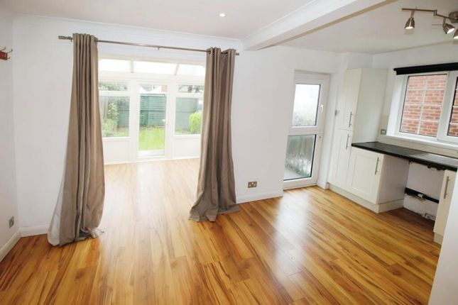 Churchfield Croft, Leeds photo 4