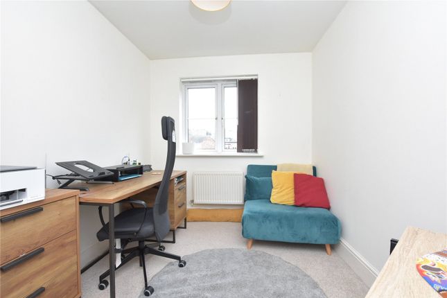 Flat for sale in Cherry Court, Headingley, Leeds, West Yorkshire