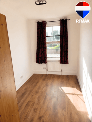 84A, Hermit Road, London photo 4