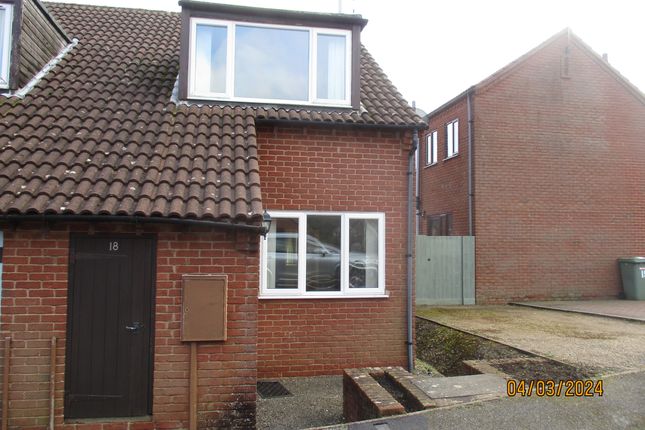 End terrace house to rent in Ladywell, Oakham