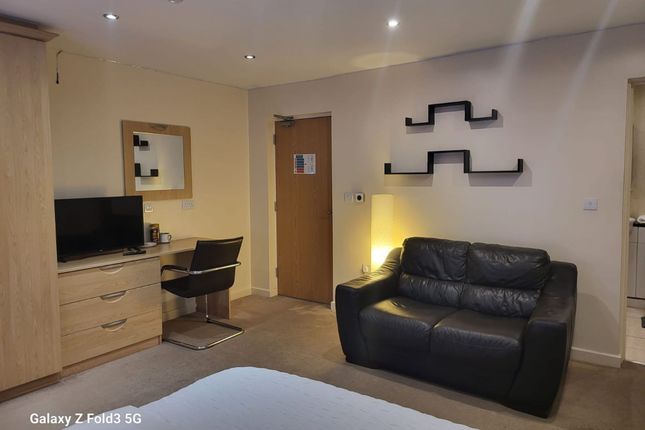 246a Cannock Road, Wolverhampton photo 4