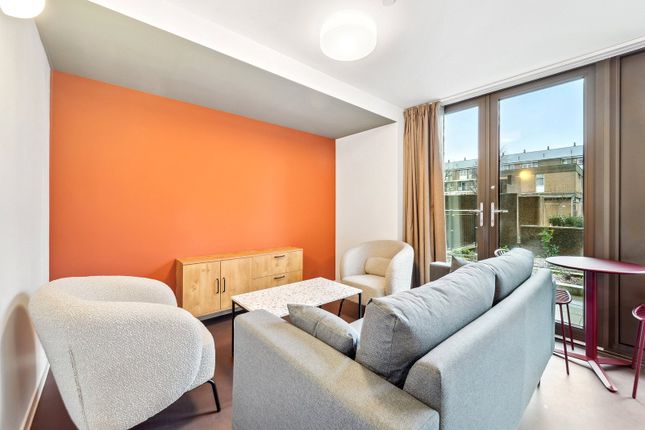 Flat to rent in Balfron Tower, St. Leonards Road