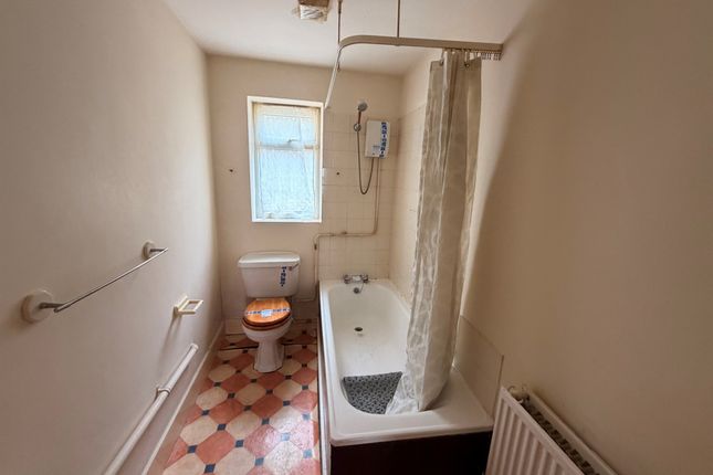 20, Blaen-Y-Cwm Terrace, Treorchy photo 4