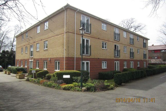 Flat to rent in Belgravia House, Thorpe Road, Peterborough