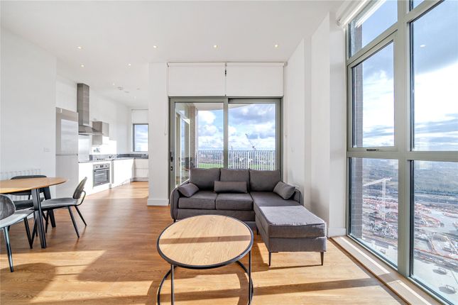 Flat 169, Waldegrave Point,, 1 Green Street, London photo 2