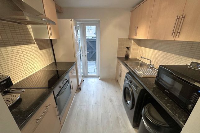 29, Copthorne Mews, Greater London photo 4