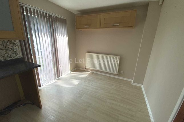 44, Whimberry Close, Salford photo 4