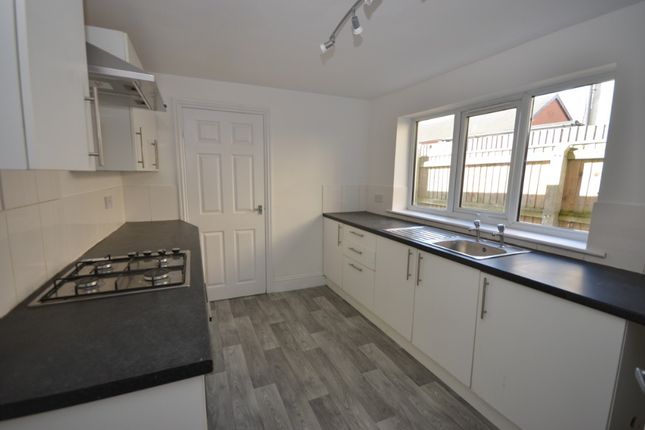 76, Elsenham Road, Grimsby photo 4