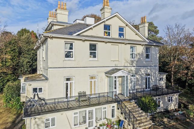 1-bed flat on Flat 12, Highfield House, Poole, £190,000