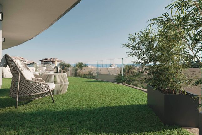 Villa for sale in Fuengirola, Marbella Area, Costa Del Sol