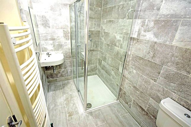 84B, Hampton Road, Twickenham photo 5