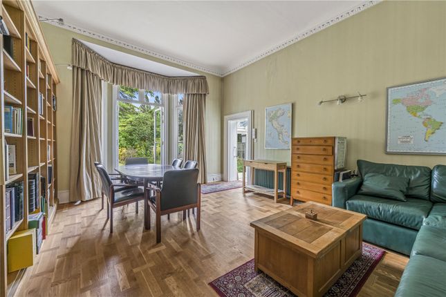 Waterton House, 101, Strawberry Vale, Twickenham photo 4