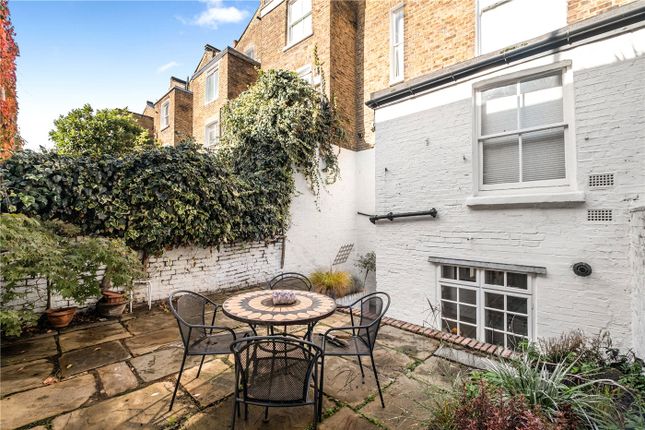 Westbourne Park Road, London photo 2