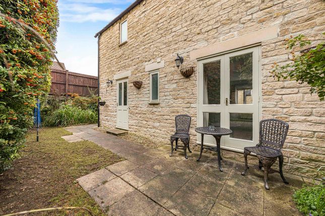 1, Lower Newmarket Road, Stroud photo 4