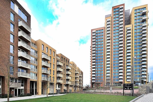 Flat for sale in Marner Point, 1 Jefferson Plaza, London