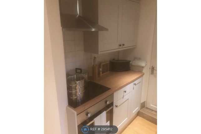 C, Cricklade Road, Highworth photo 5